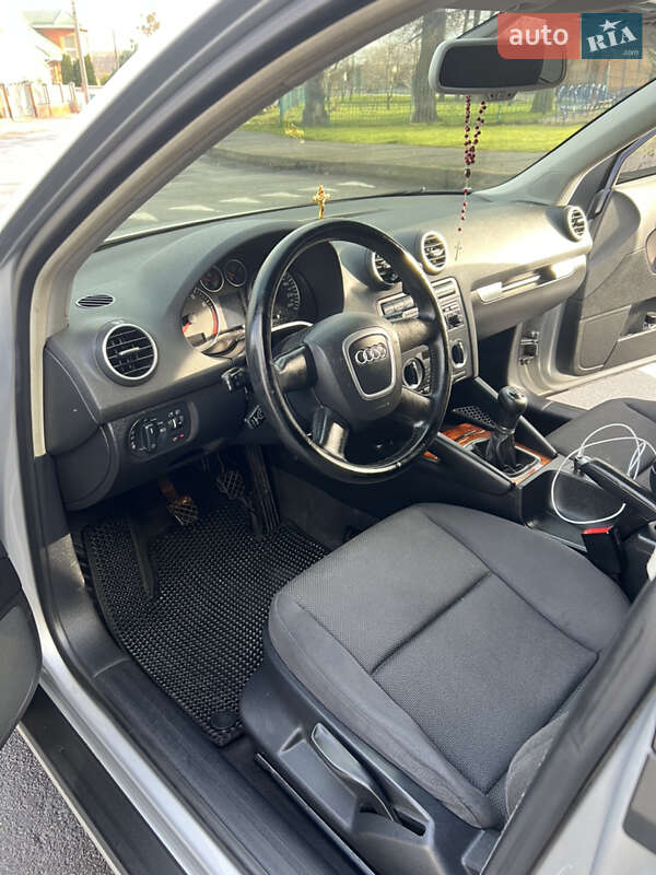 Хетчбек Audi A3 2004 в Вінниці