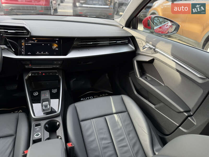 Седан Audi A3 2022 в Одессе