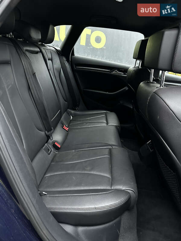 Хэтчбек Audi A3 2016 в Львове