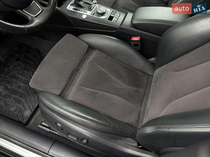 Хетчбек Audi A3 2016 в Львові