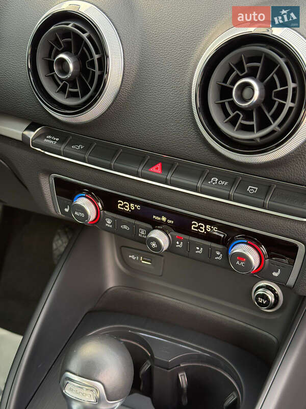 Хэтчбек Audi A3 2018 в Черновцах