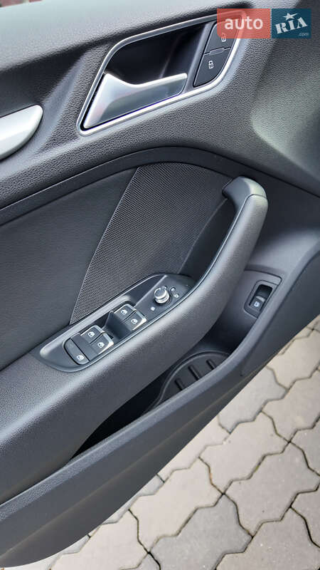 Хэтчбек Audi A3 2018 в Черновцах