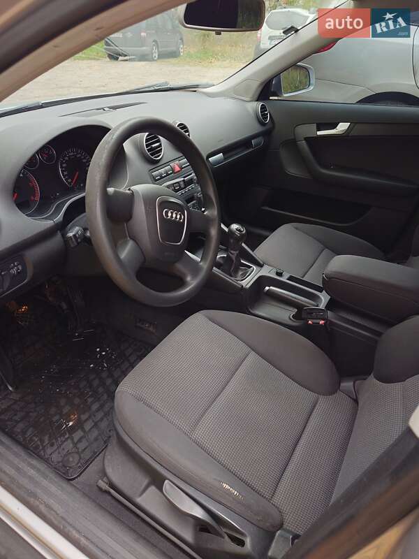 Хетчбек Audi A3 2005 в Каневі