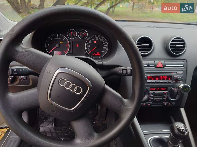 Хетчбек Audi A3 2005 в Каневі