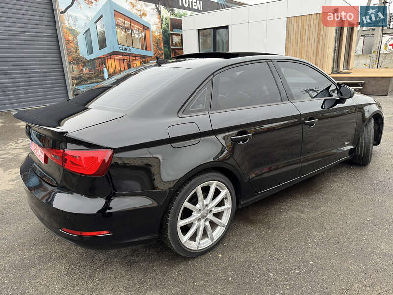Седан Audi A3 2015 в Києві