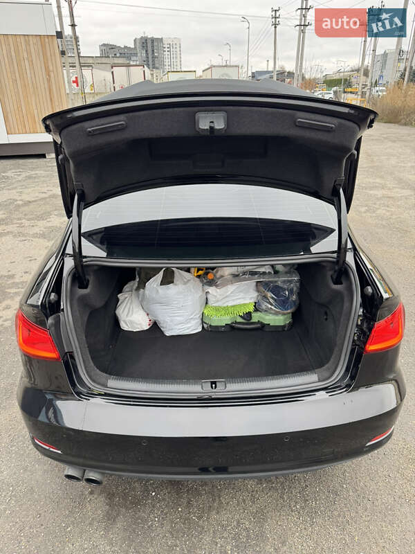 Седан Audi A3 2015 в Києві