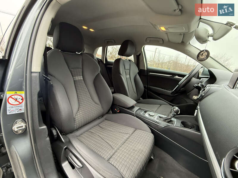 Хетчбек Audi A3 2013 в Стрию