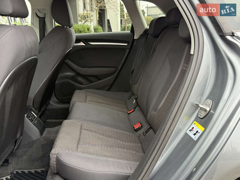 Хетчбек Audi A3 2013 в Стрию