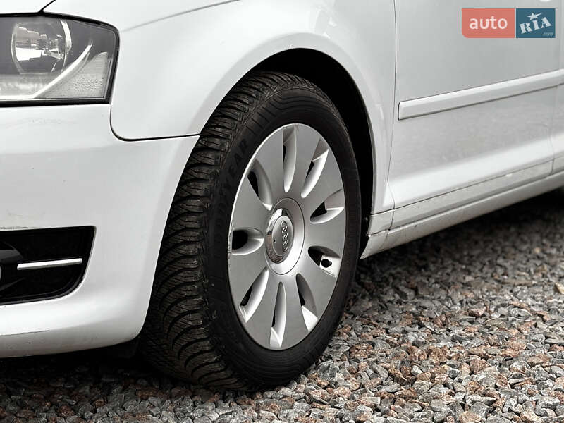 Хэтчбек Audi A3 2012 в Львове