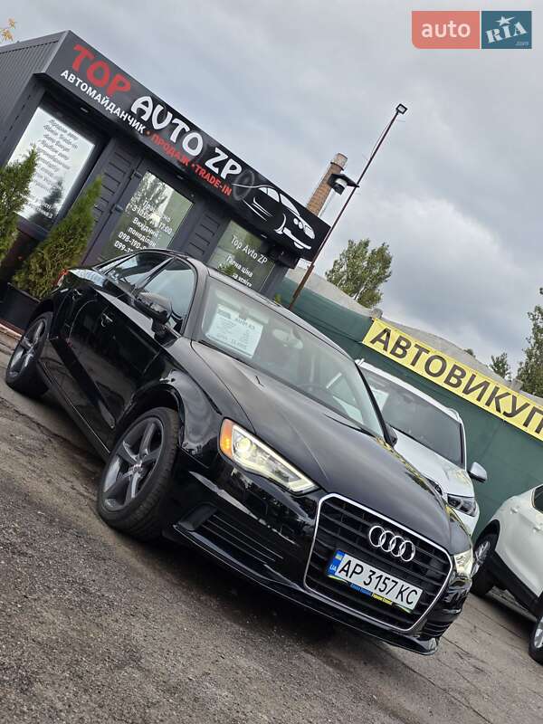 Седан Audi A3 2015 в Запоріжжі