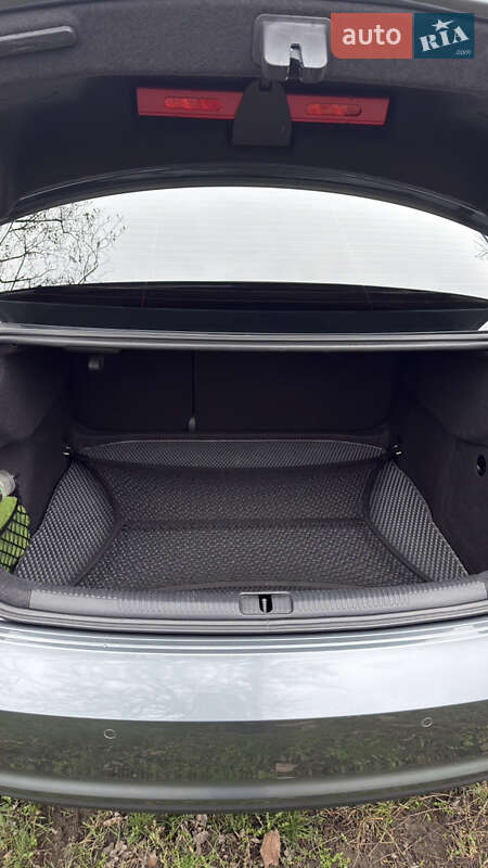 Седан Audi A3 2016 в Новомосковске