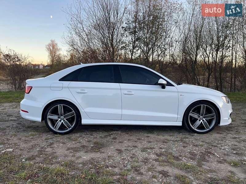 Седан Audi A3 2016 в Богородчанах