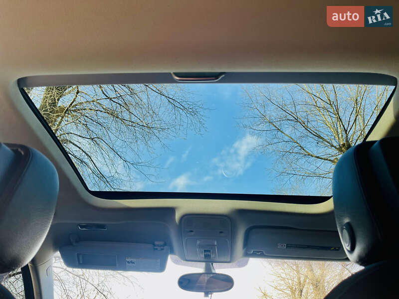 Седан Audi A3 2014 в Кропивницком