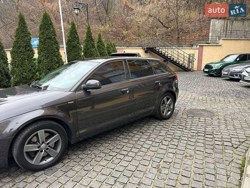 Хетчбек Audi A3 2010 в Києві