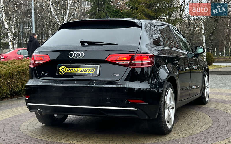 Хэтчбек Audi A3 2018 в Львове