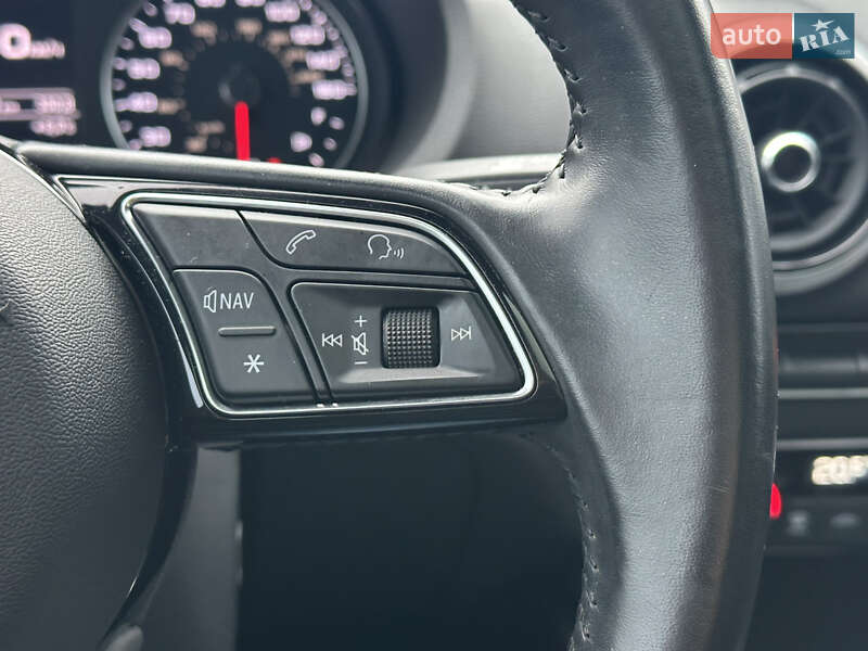 Седан Audi A3 2018 в Киеве фото 31 Седан Audi A3 2018 в Киеве