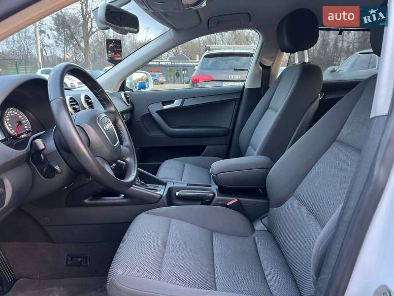 Хэтчбек Audi A3 2012 в Стрые фото 21 Хэтчбек Audi A3 2012 в Стрые