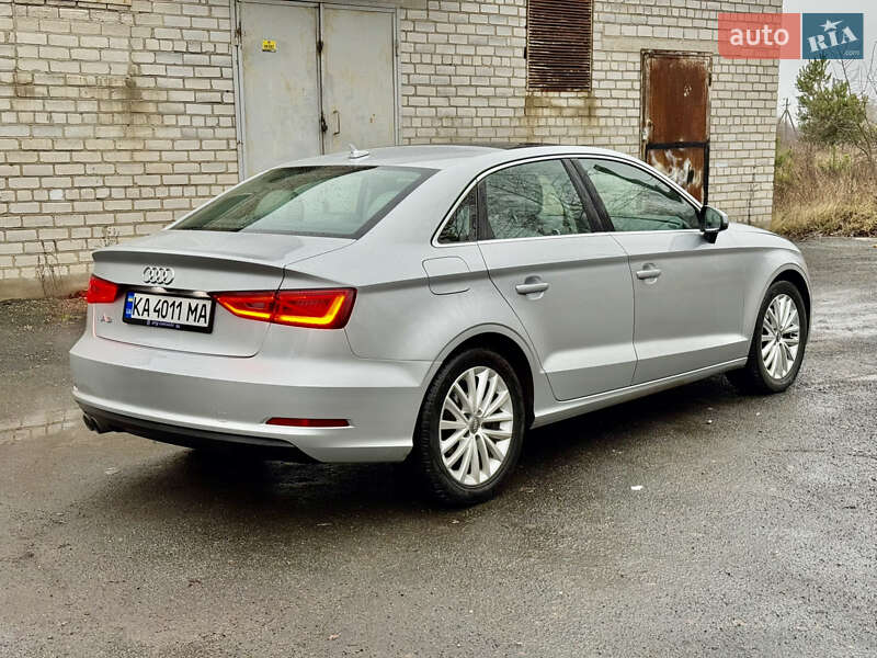 Седан Audi A3 2014 в Києві