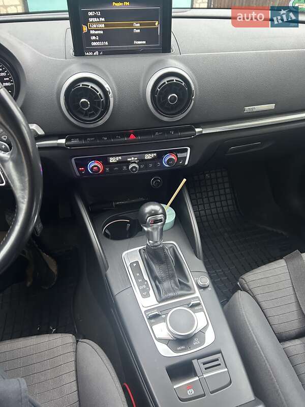 Хэтчбек Audi A3 2017 в Львове