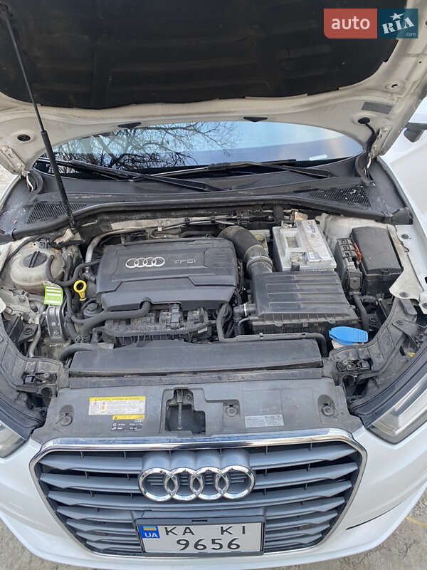 Седан Audi A3 2014 в Києві фото 29 Седан Audi A3 2014 в Києві