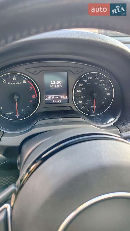 Седан Audi A3 2015 в Киеве фото 15 Седан Audi A3 2015 в Киеве