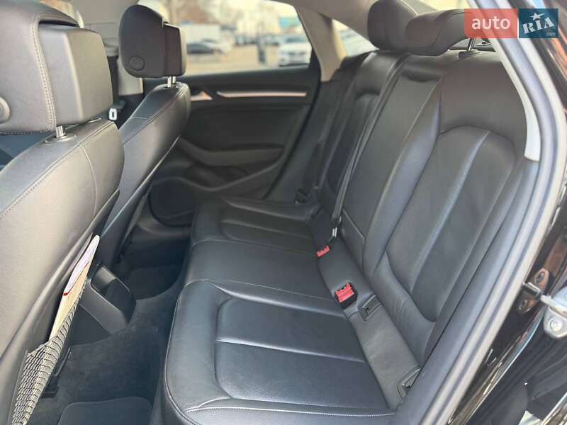 Седан Audi A3 2015 в Киеве фото 25 Седан Audi A3 2015 в Киеве