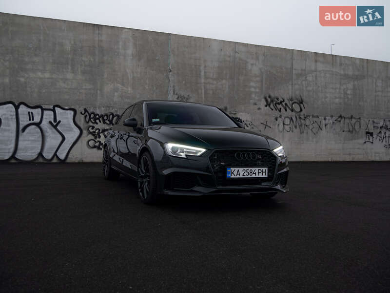 Седан Audi A3 2016 в Львове