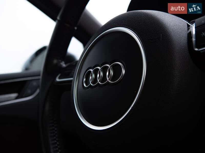 Седан Audi A3 2016 в Львове