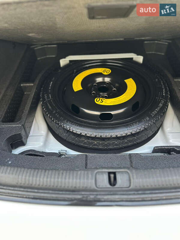 Седан Audi A3 2014 в Хмельницком