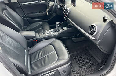 Седан Audi A3 2015 в Балаклее
