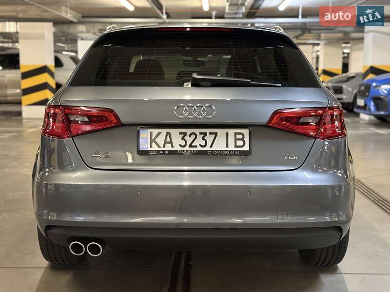 Хэтчбек Audi A3 2016 в Киеве