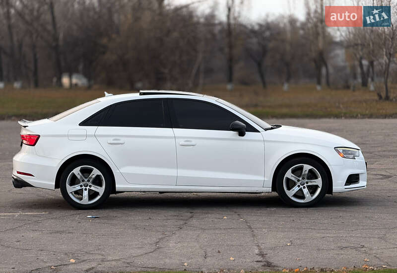 Седан Audi A3 2016 в Каменском фото 6 Седан Audi A3 2016 в Каменском