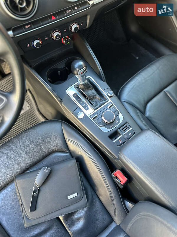 Седан Audi A3 2016 в Борисполе