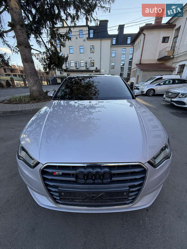 Седан Audi A3 2013 в Ивано-Франковске