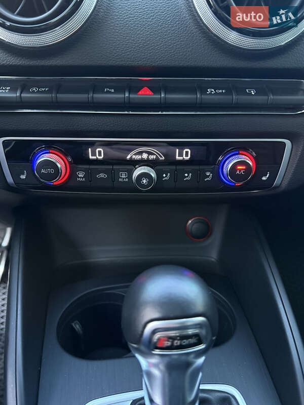 Седан Audi A3 2013 в Ивано-Франковске