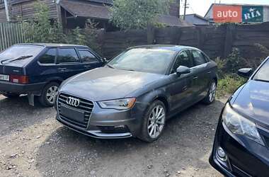 Седан Audi A3 2014 в Умані