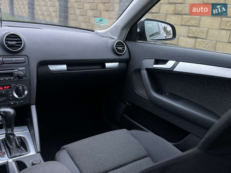 Хэтчбек Audi A3 2006 в Луцке фото 31 Хэтчбек Audi A3 2006 в Луцке