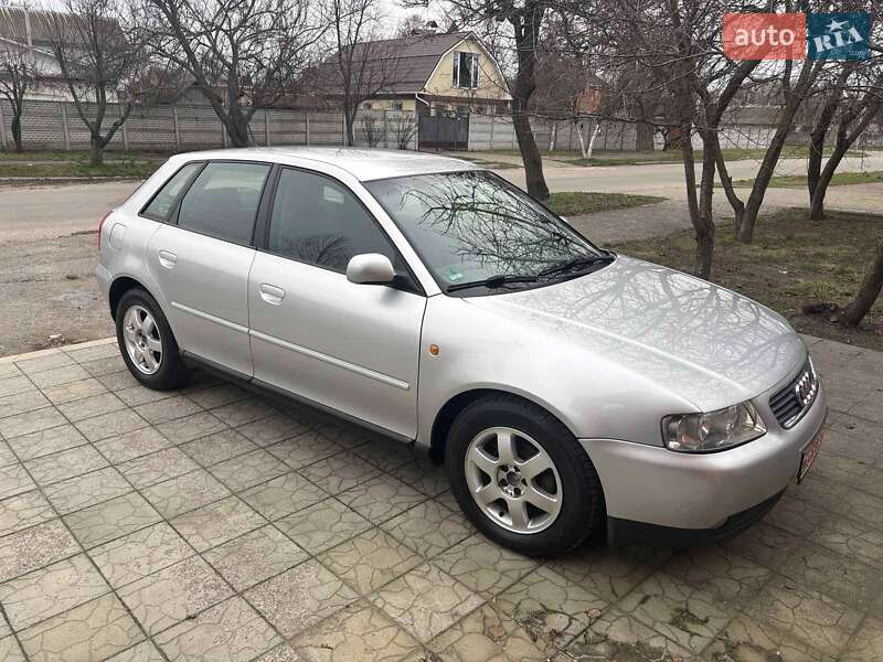 Хэтчбек Audi A3 2001 в Кременчуге фото 5 Хэтчбек Audi A3 2001 в Кременчуге