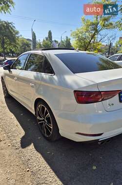 Седан Audi A3 2017 в Одессе
