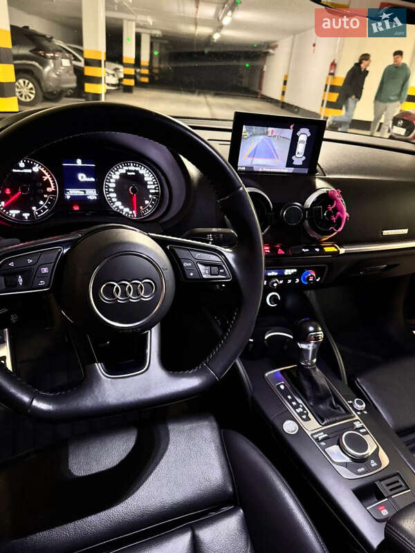Седан Audi A3 2018 в Виннице