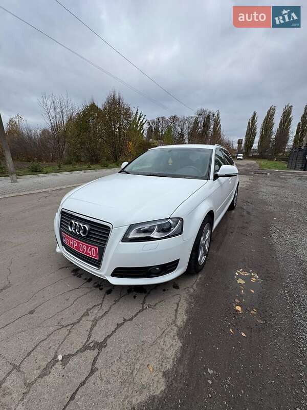 Хэтчбек Audi A3 2008 в Ромнах фото 2 Хэтчбек Audi A3 2008 в Ромнах
