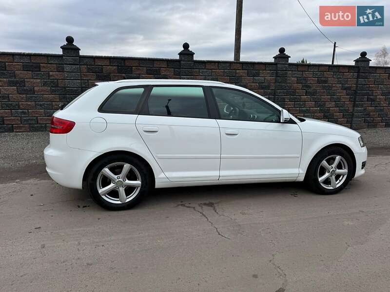 Хэтчбек Audi A3 2008 в Ромнах фото 9 Хэтчбек Audi A3 2008 в Ромнах