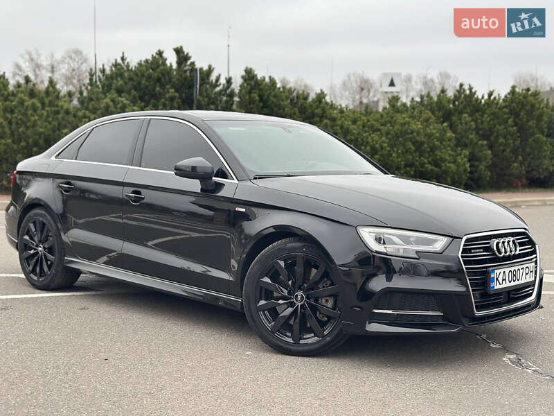 Седан Audi A3 2019 в Киеве