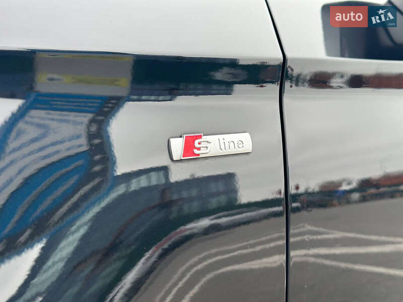 Седан Audi A3 2019 в Киеве