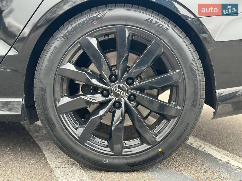 Седан Audi A3 2019 в Киеве