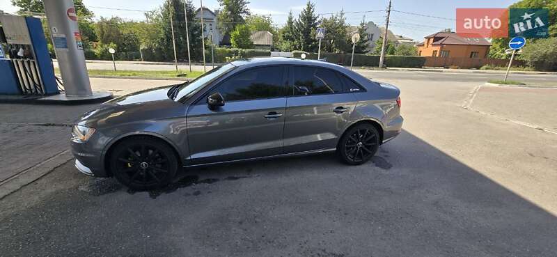 Седан Audi A3 2014 в Ивано-Франковске