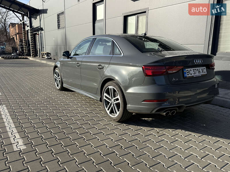 Седан Audi A3 2017 в Стрые