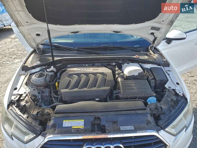 Седан Audi A3 2017 в Львове