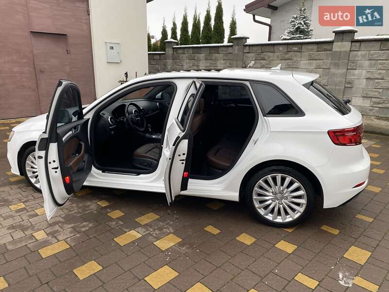 Хэтчбек Audi A3 2017 в Ровно фото 11 Хэтчбек Audi A3 2017 в Ровно