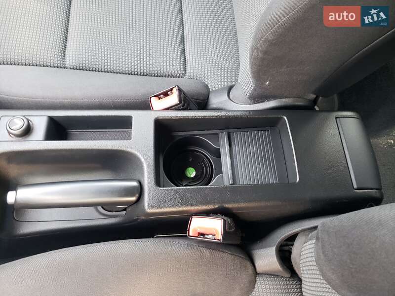 Хэтчбек Audi A3 2006 в Новояворовске